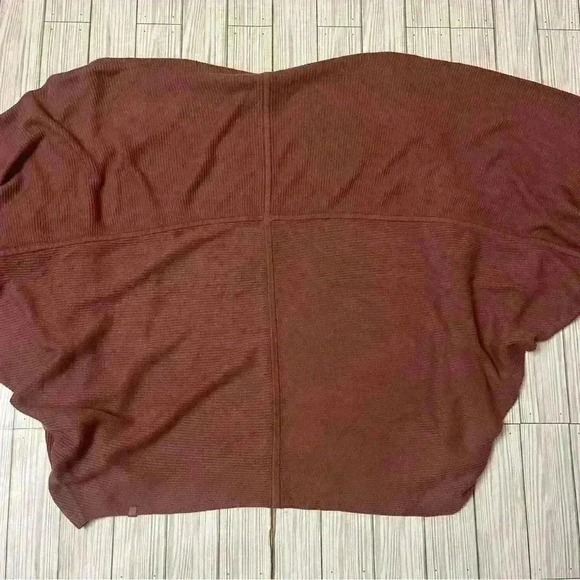 Lululemon Cashlu Knit Textured Wrap - Picture 7 of 7